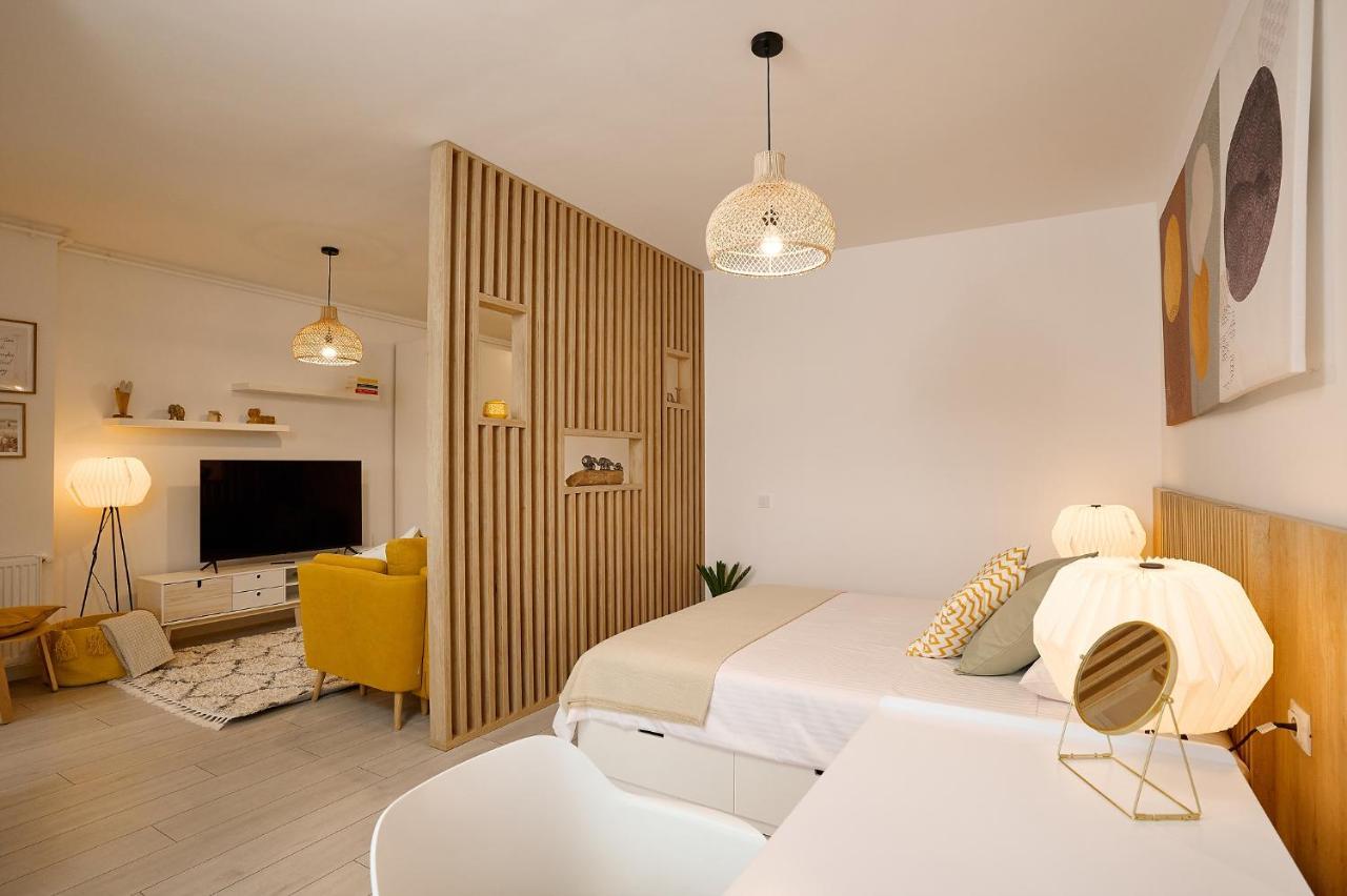 Moon Plaza Deluxe * Bucarest