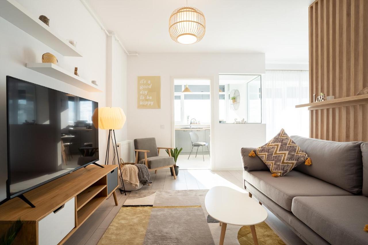 Appartamento Moon Plaza Deluxe Bucarest